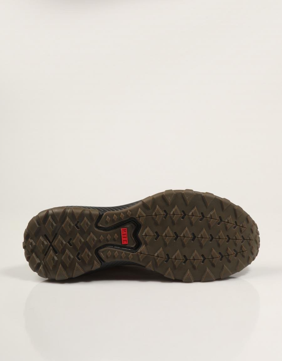 ZAPATILLAS VANS MTE CROSSPATH en color Beige