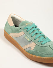 ZAPATILLAS MORRISON NINETIES II en color Verde