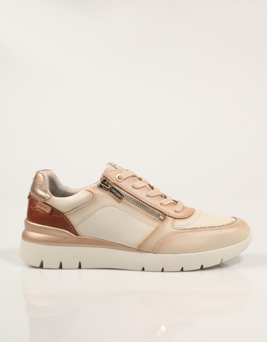 ZAPATILLAS PIKOLINOS CANTABRIA W4R-6524C2 en color Hielo