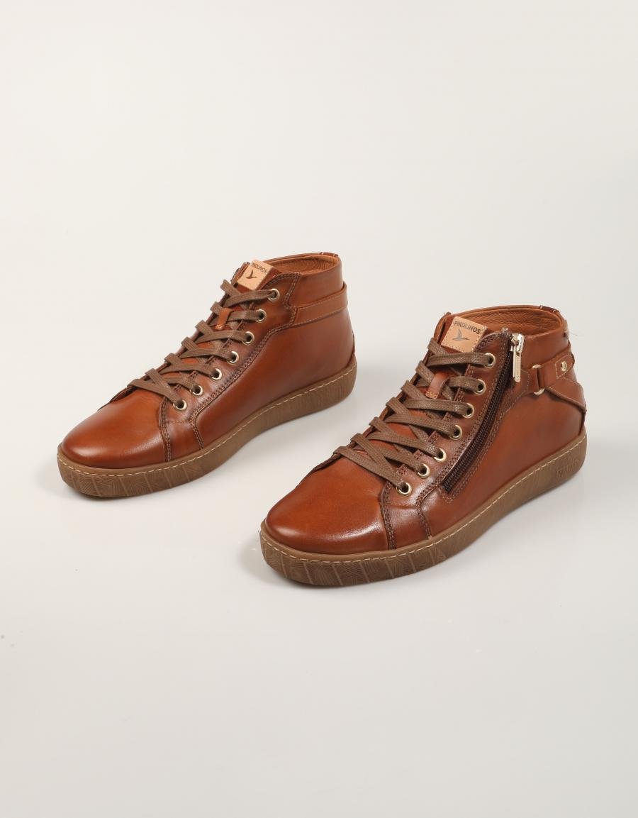 BOTINES PIKOLINOS LANZAROTE W7B-8868C1 en color Cuero
