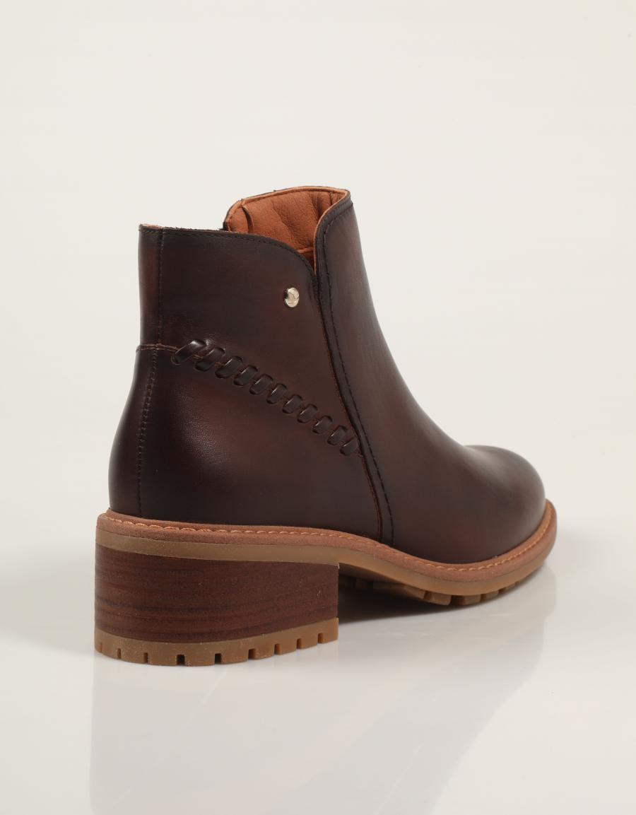 BOTINES PIKOLINOS MEDINA W0D-8871 en color Marron