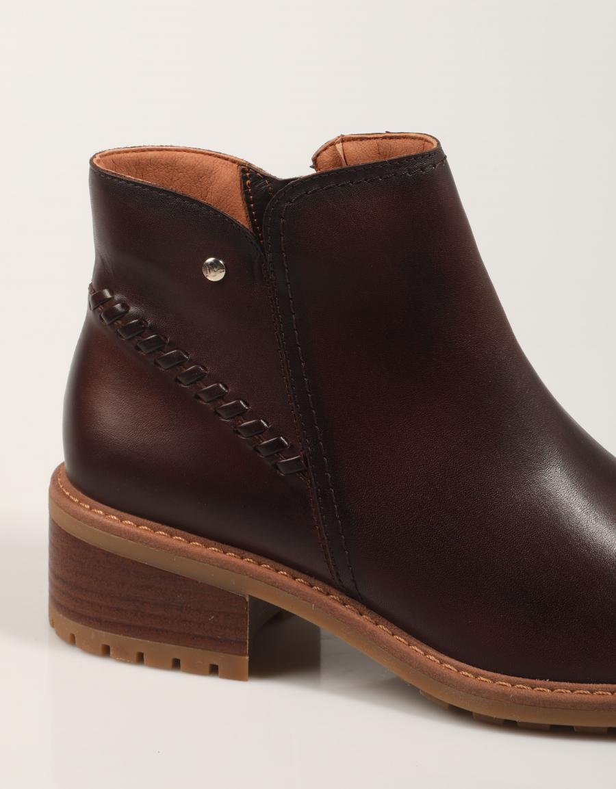 BOTINES PIKOLINOS MEDINA W0D-8871 en color Marron