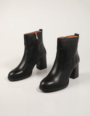 BOTINES PIKOLINOS PALENCIA W9U-8945C1 en color Negro