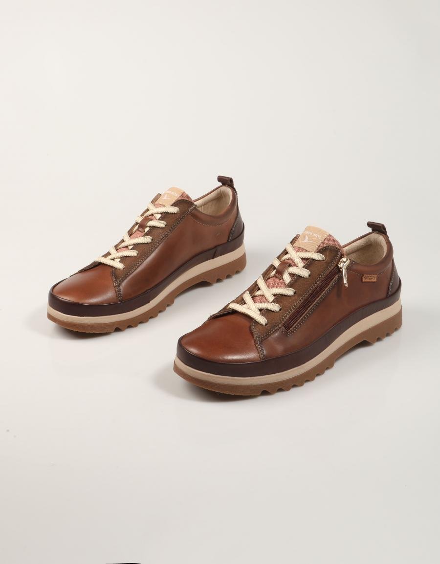 ZAPATILLAS PIKOLINOS VIGO W3W-6979 en color Marron