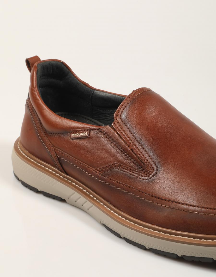 ZAPATOS PIKOLINOS BILBAO M8D-3054C1 en color Cuero