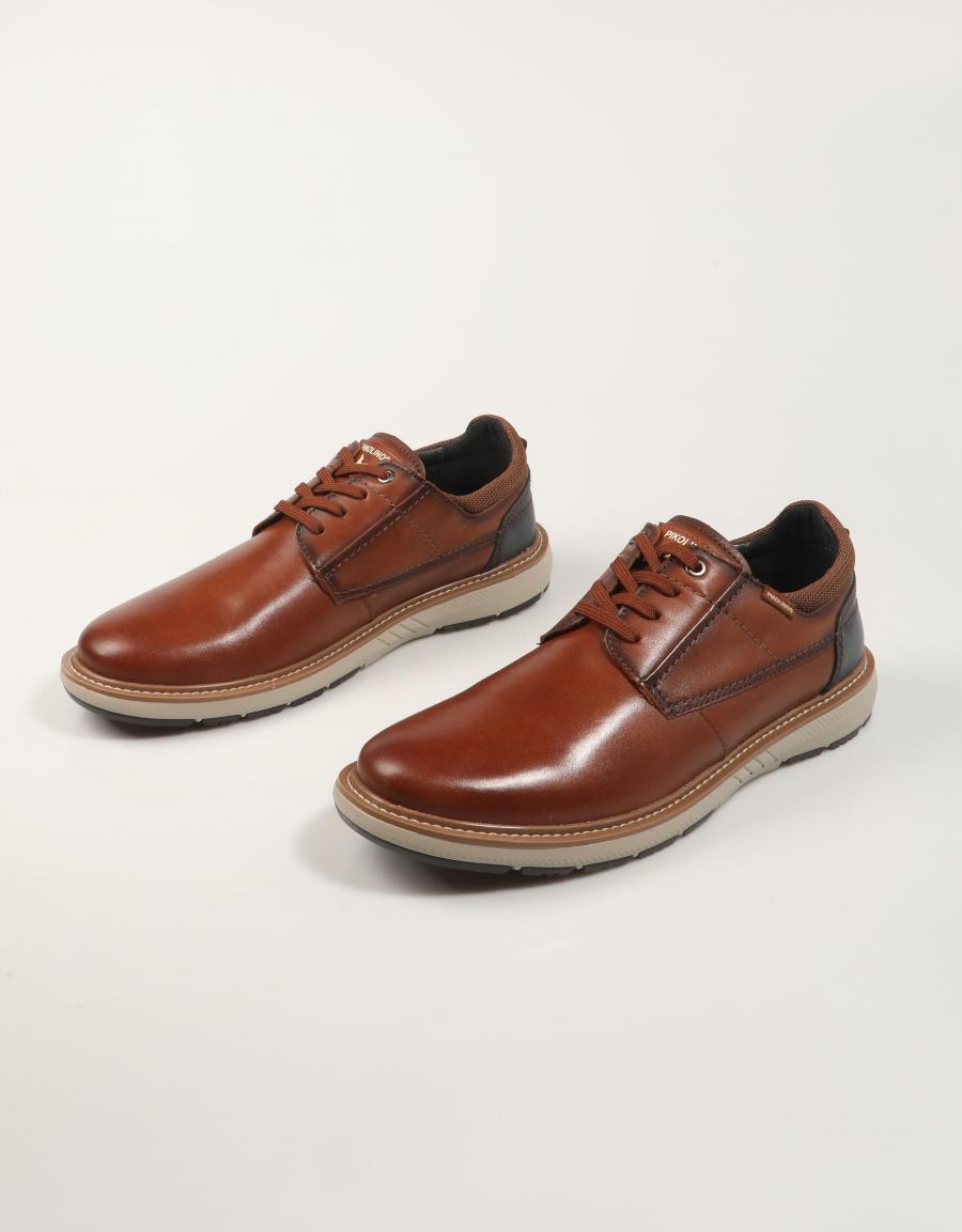 ZAPATOS PIKOLINOS BILBAO M8D-4292C1 en color Cuero