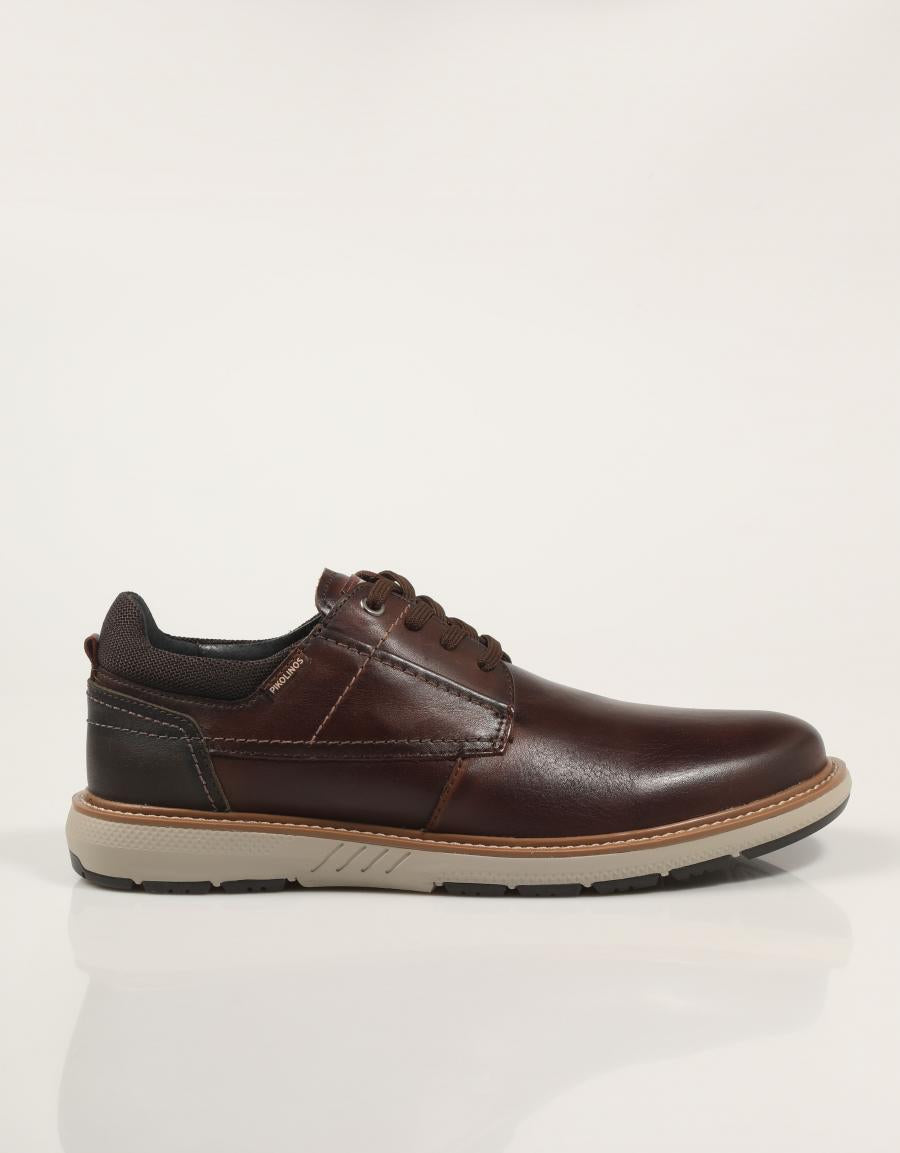 ZAPATOS PIKOLINOS BILBAO M8D-4292C1 en color Marron