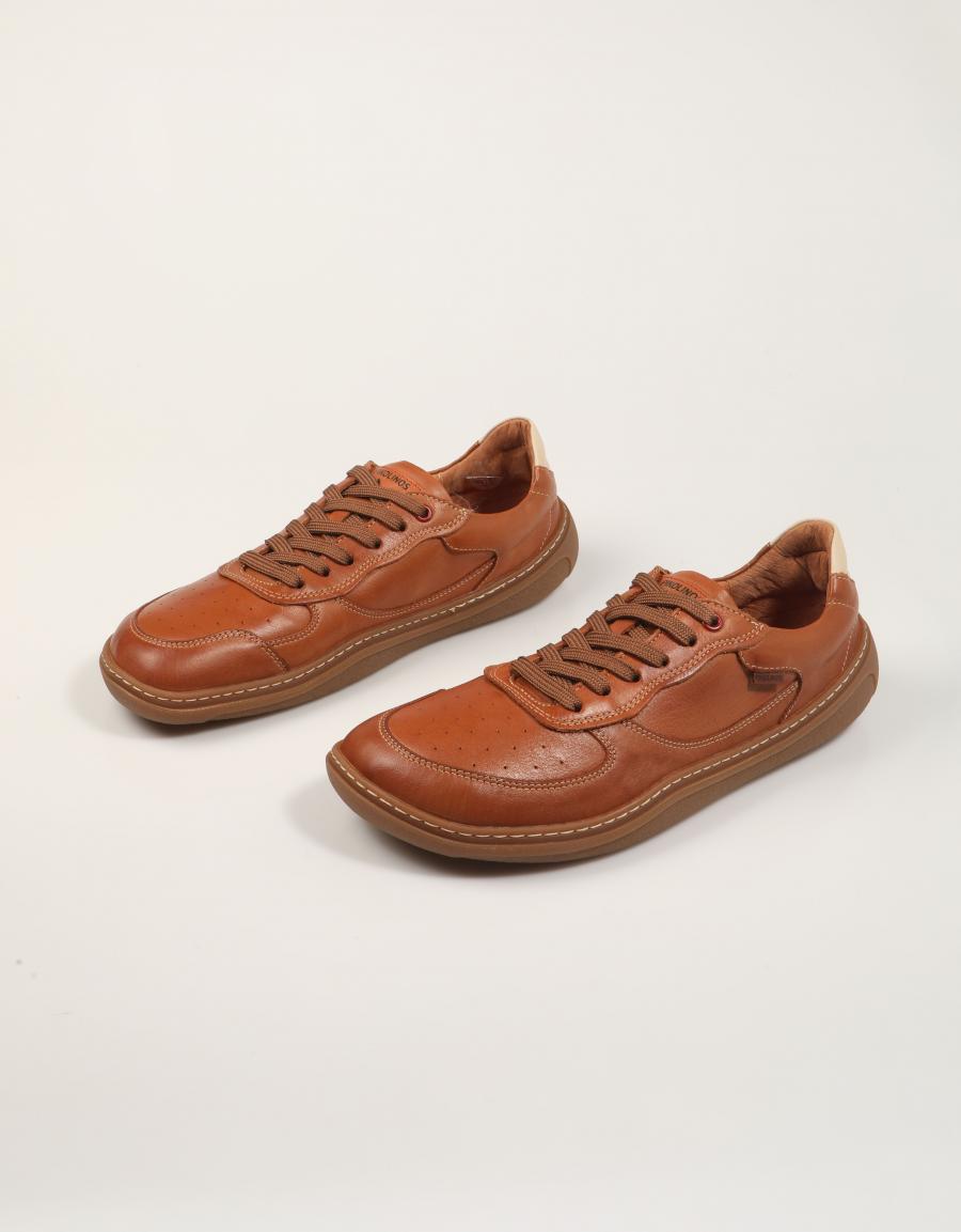 ZAPATILLAS PIKOLINOS ARANJUEZ U9F-6363C1 en color Cuero