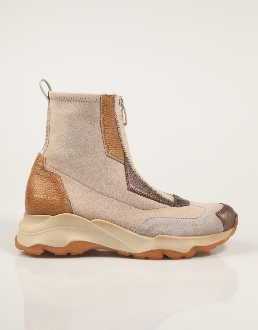ZAPATILLAS HISPANITAS CHI254321 en color Beige