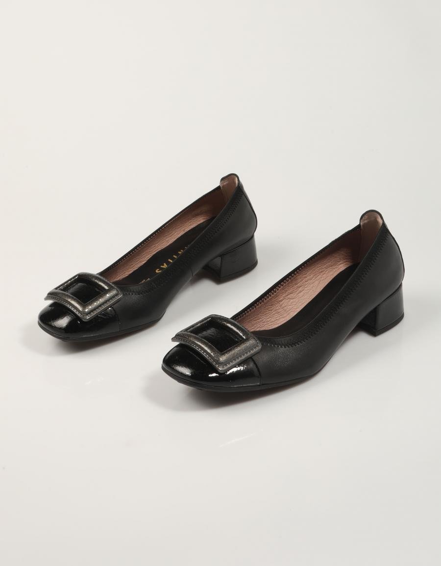 ZAPATOS HISPANITAS CHI254318 en color Negro