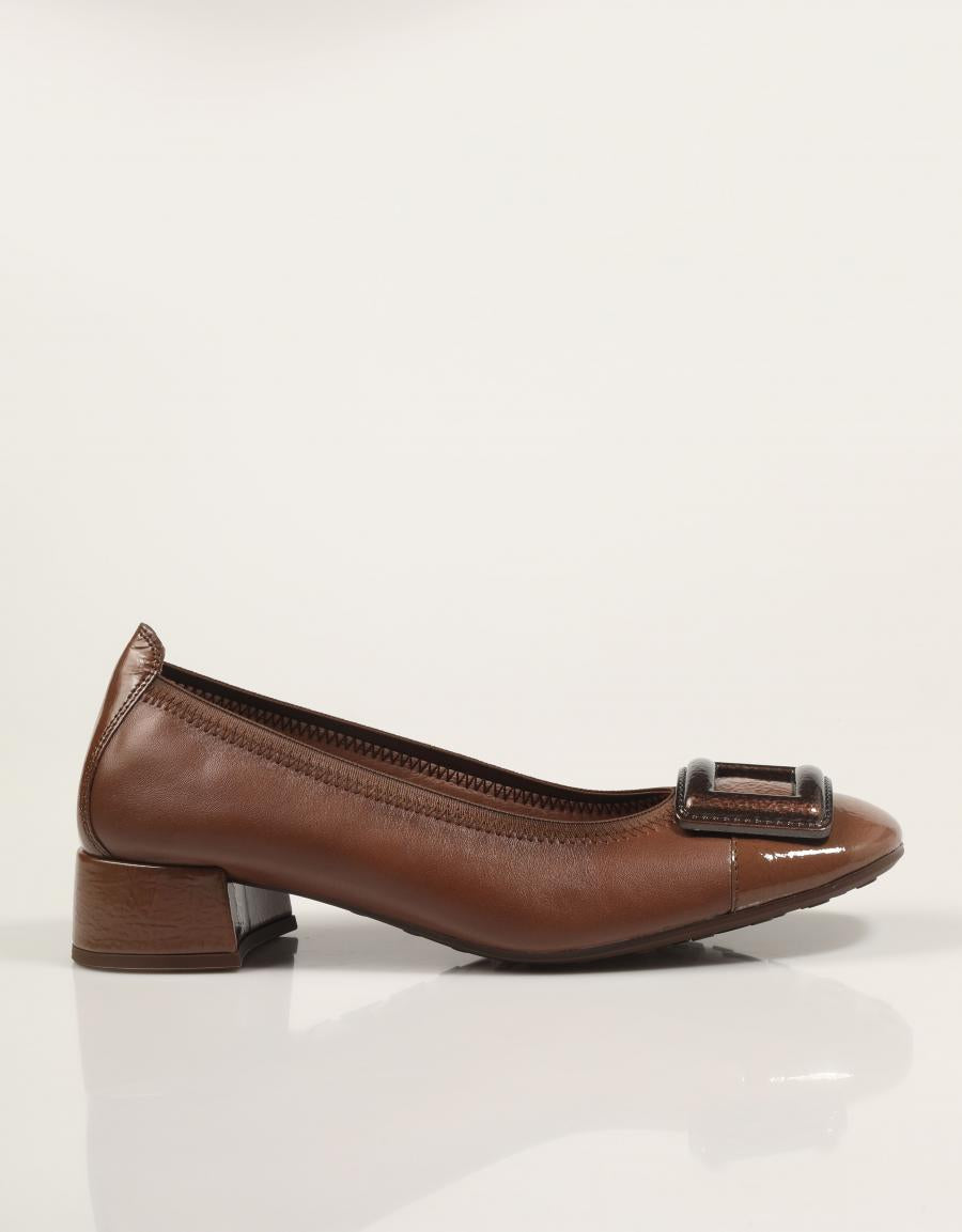ZAPATOS HISPANITAS CHI254318 en color Marron