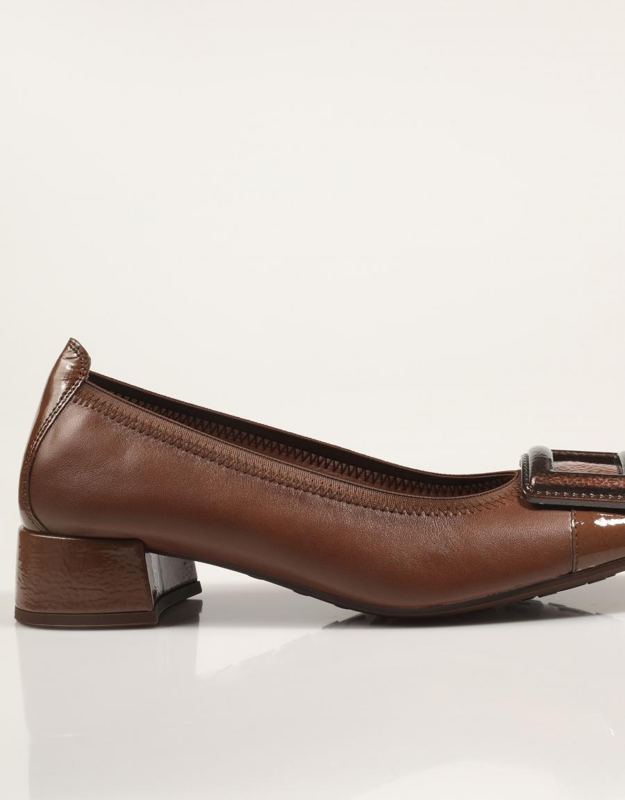 ZAPATOS HISPANITAS CHI254318 en color Marron