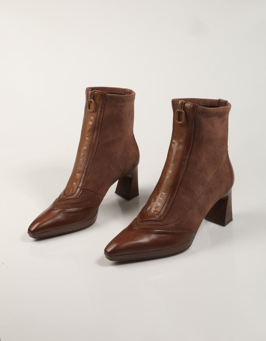 BOTINES HISPANITAS CHI254186 en color Marron