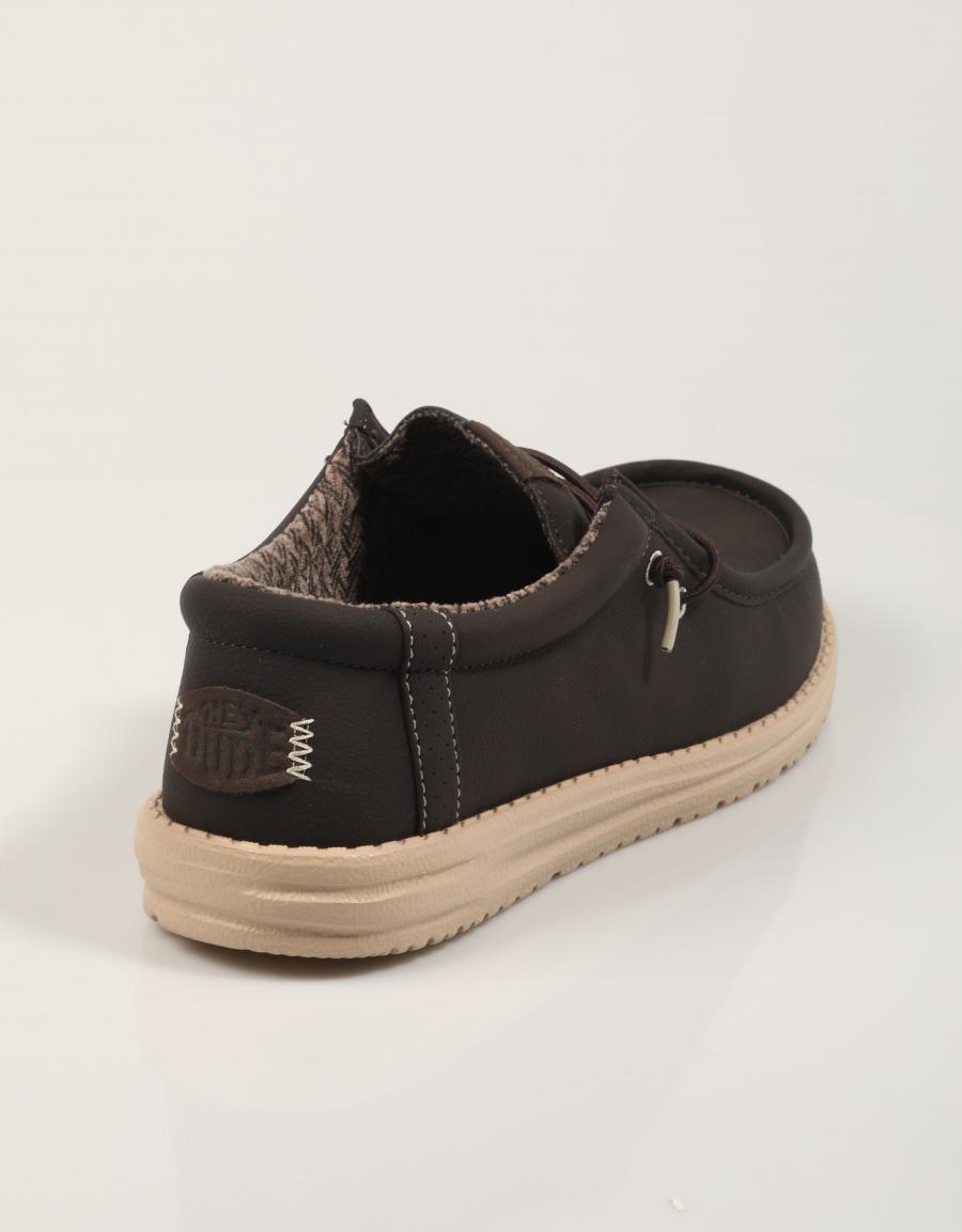 ZAPATOS DUDE WALLY CLASSIC en color Marron