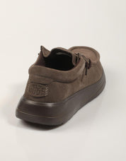 ZAPATOS DUDE WALLY CONF SUEDE en color Marron