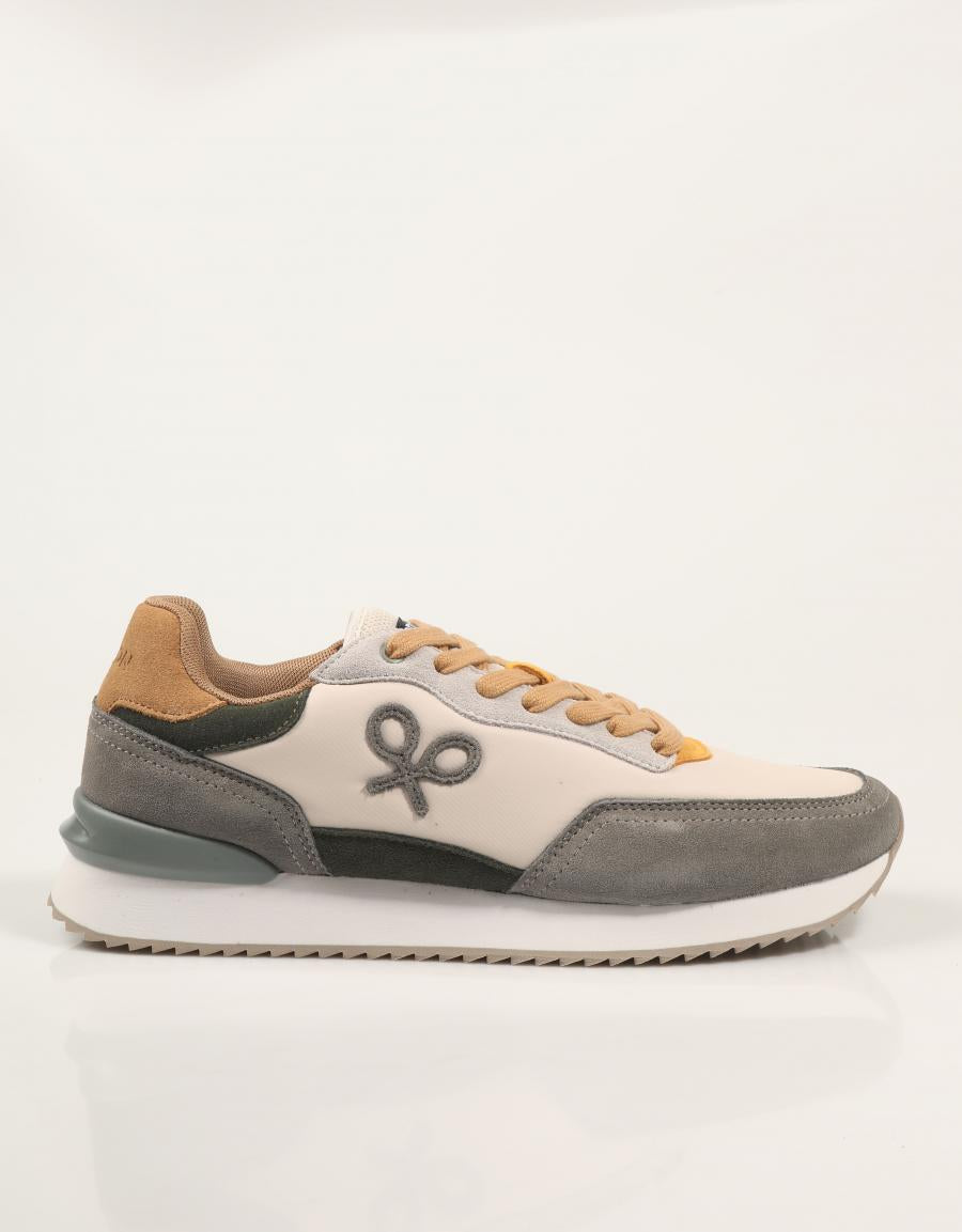 ZAPATILLAS SILBON 133634 en color Gris