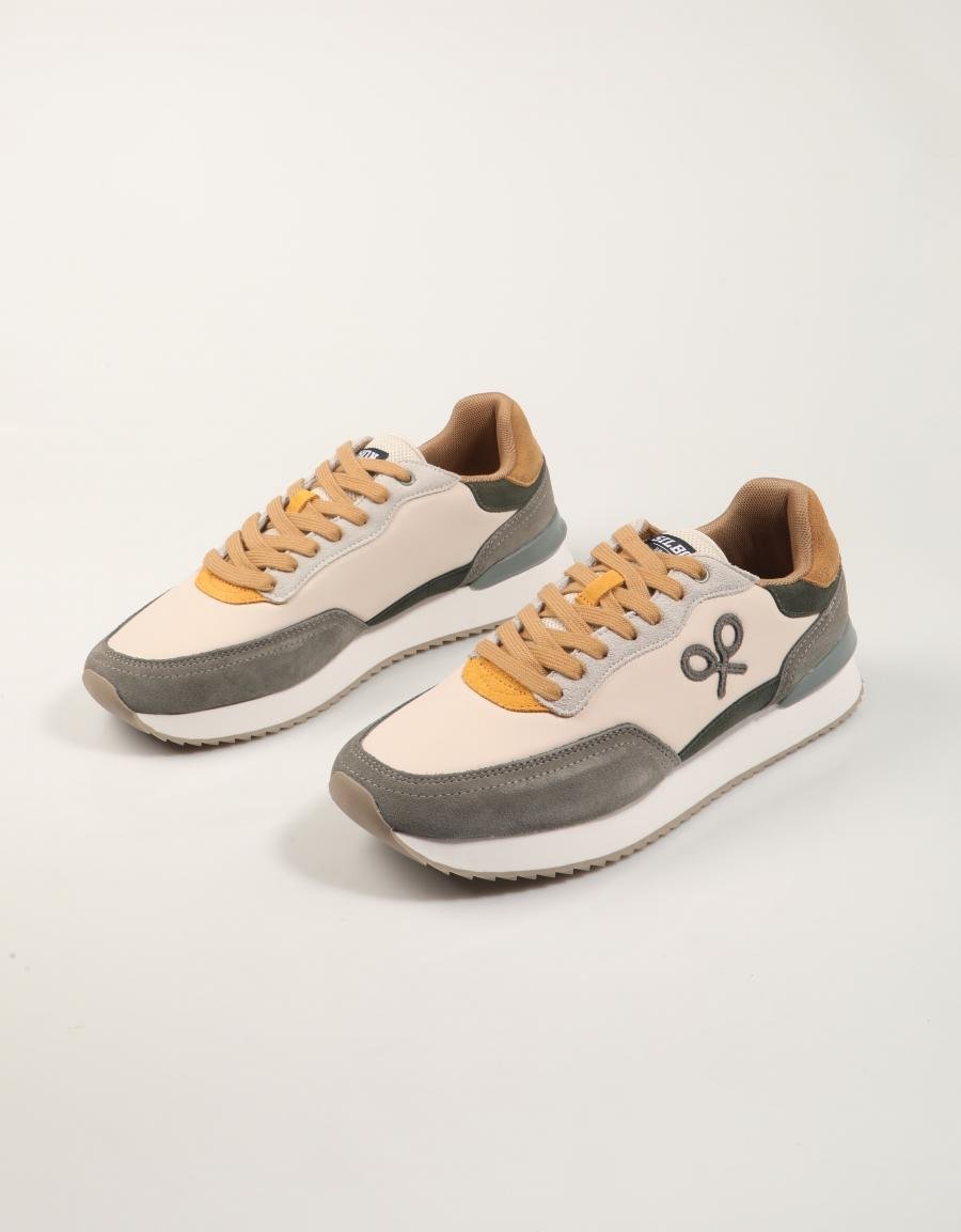 ZAPATILLAS SILBON 133634 en color Gris