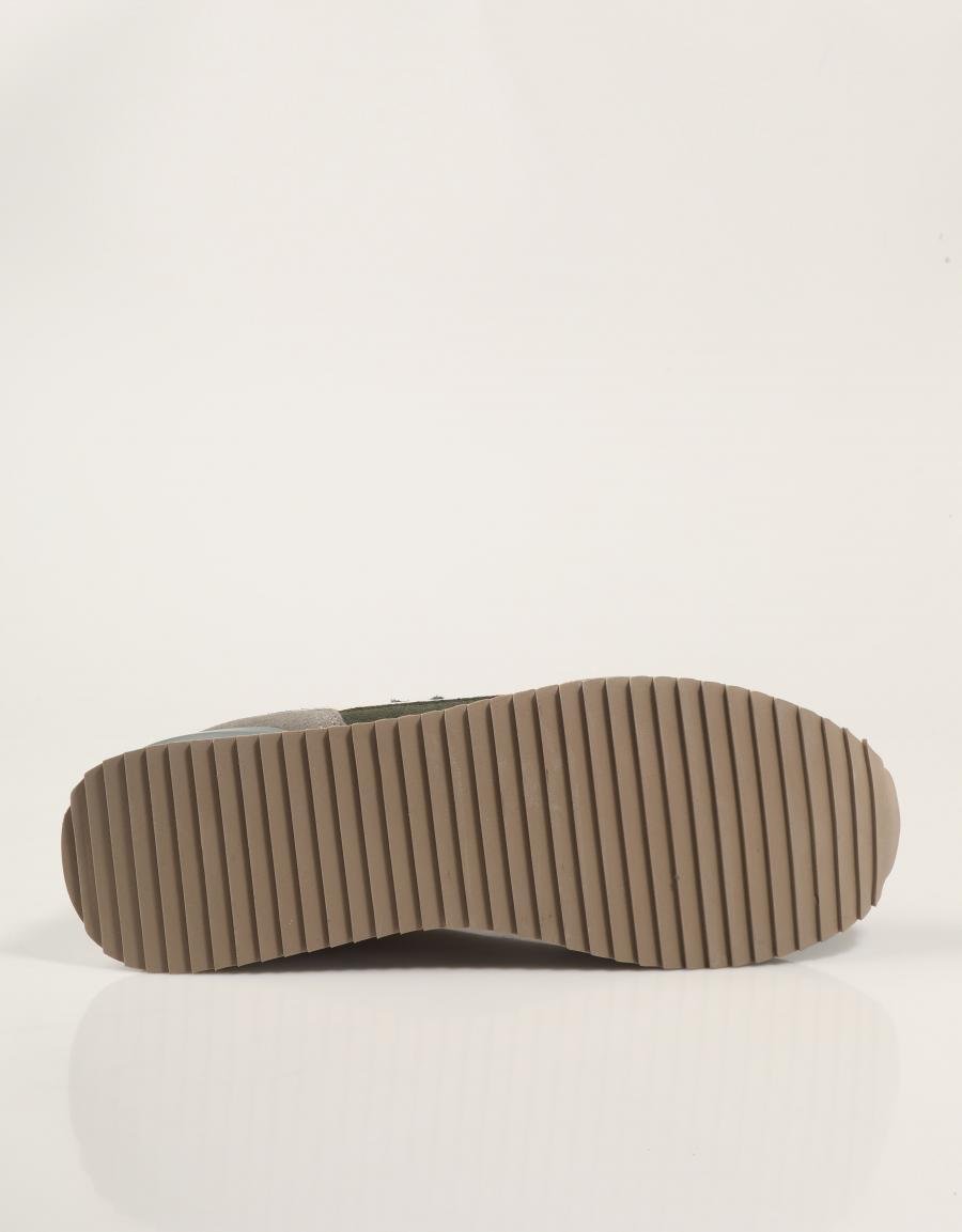 ZAPATILLAS SILBON 133634 en color Gris