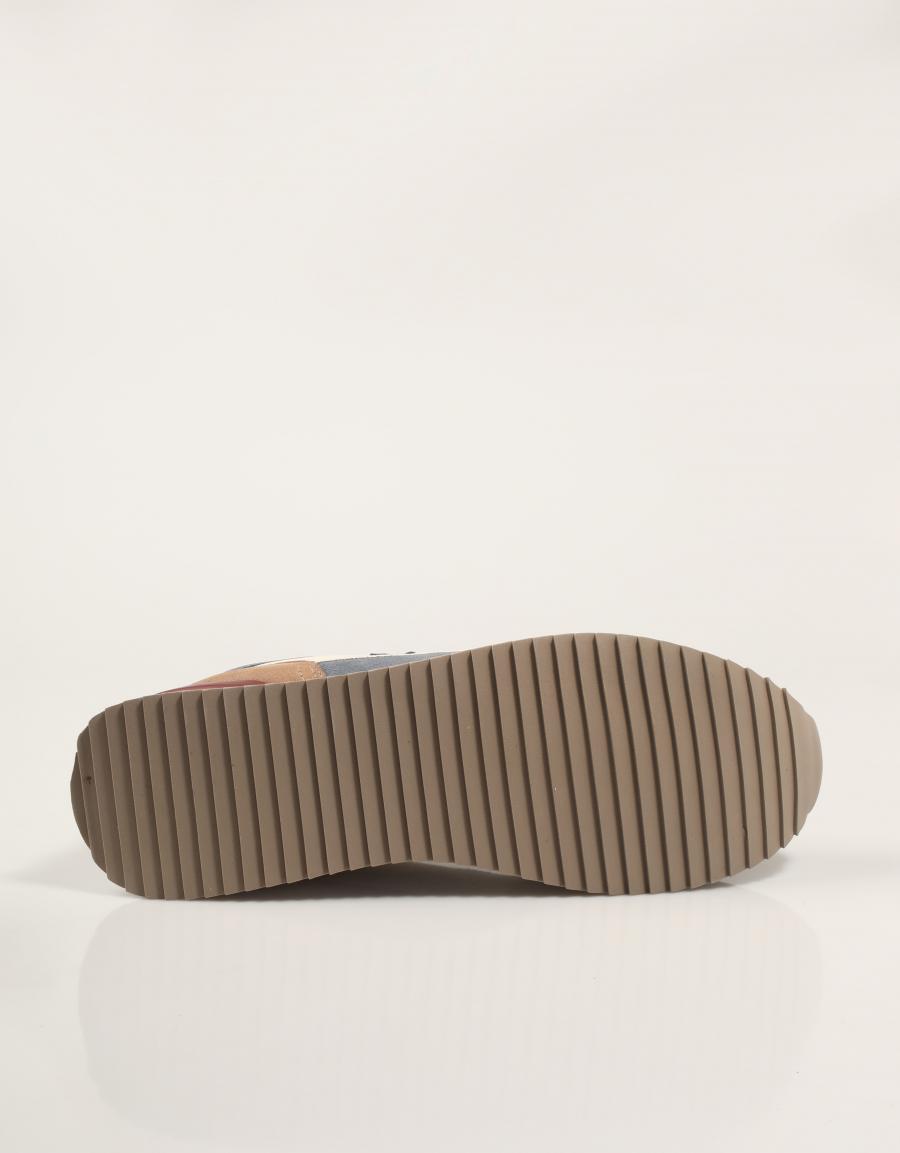 ZAPATILLAS SILBON 133635 en color Beige