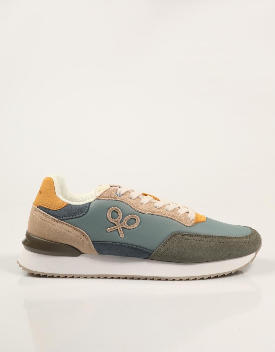 ZAPATILLAS SILBON 133633 en color Verde