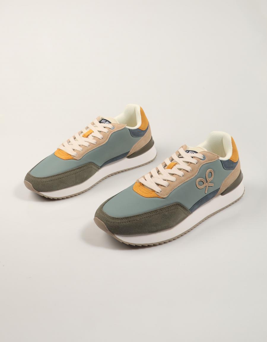 ZAPATILLAS SILBON 133633 en color Verde