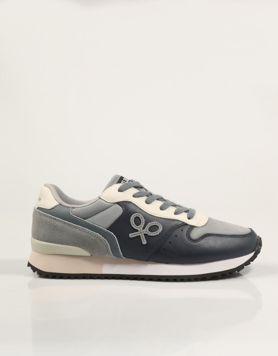 ZAPATILLAS SILBON 133644 en color Gris