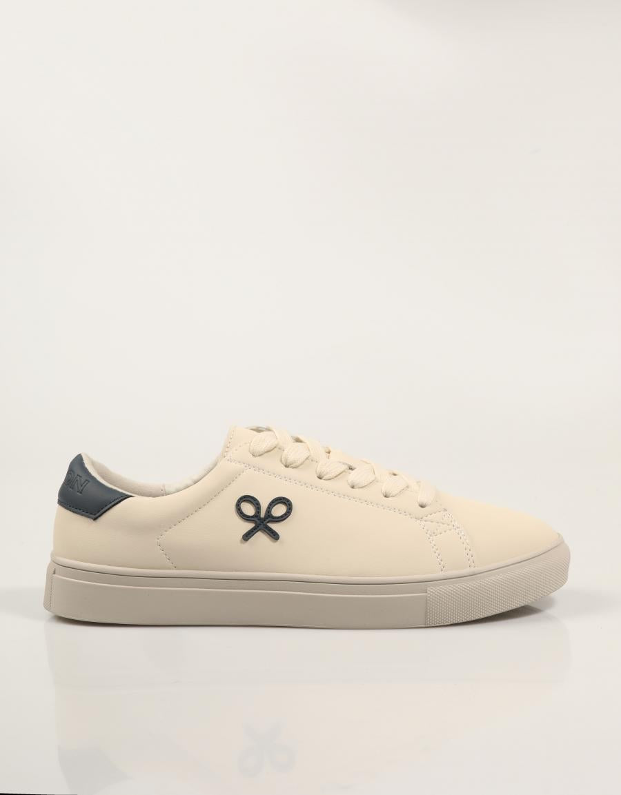 ZAPATILLAS SILBON 133262 en color Blanco