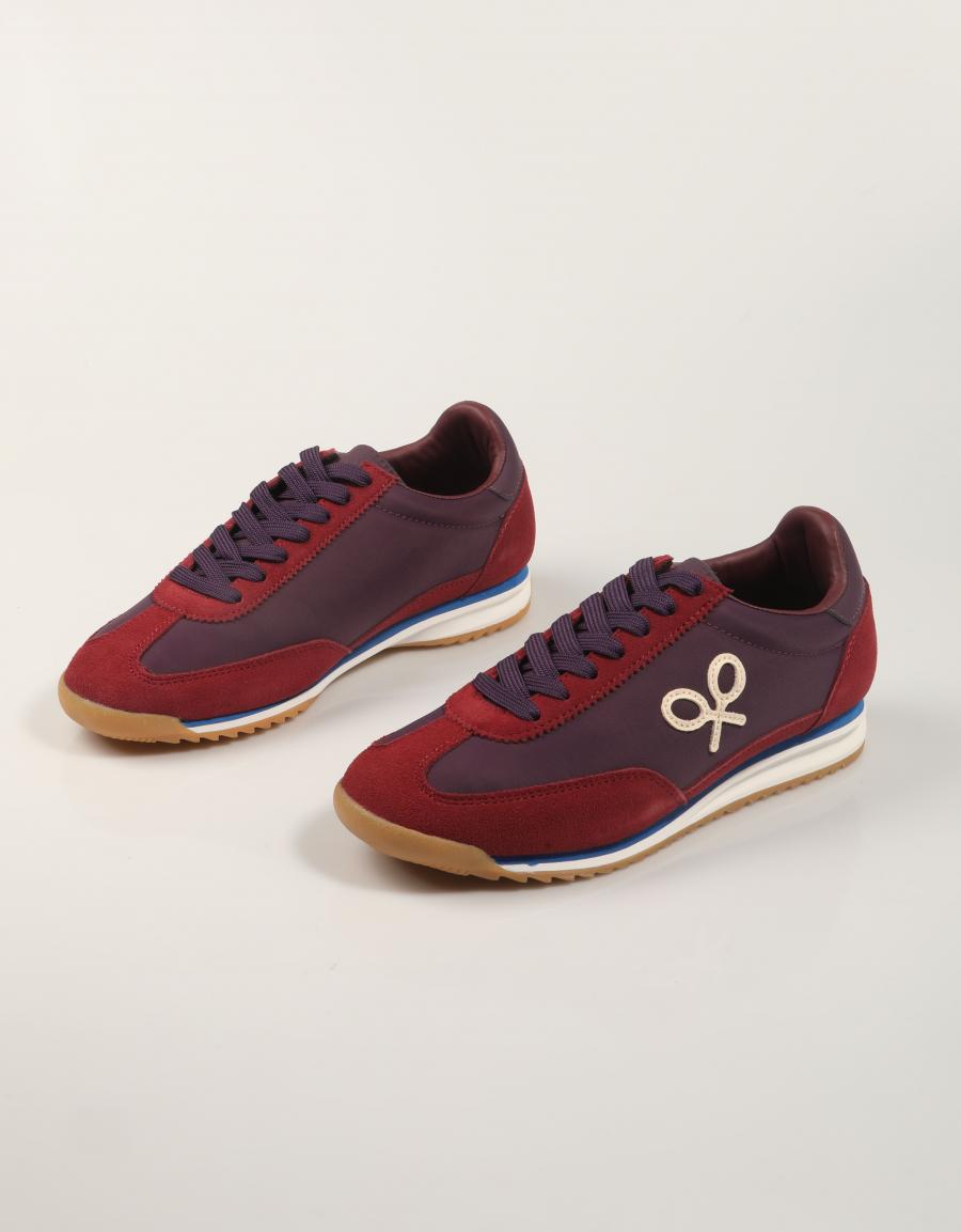 ZAPATILLAS SILBON 000149 en color Burdeos