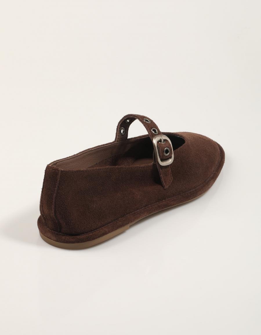 ZAPATOS TOP 3 SA771 en color Marron