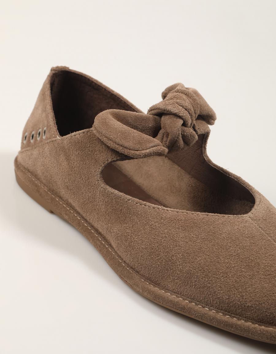 ZAPATOS TOP 3 SA773 en color Taupe