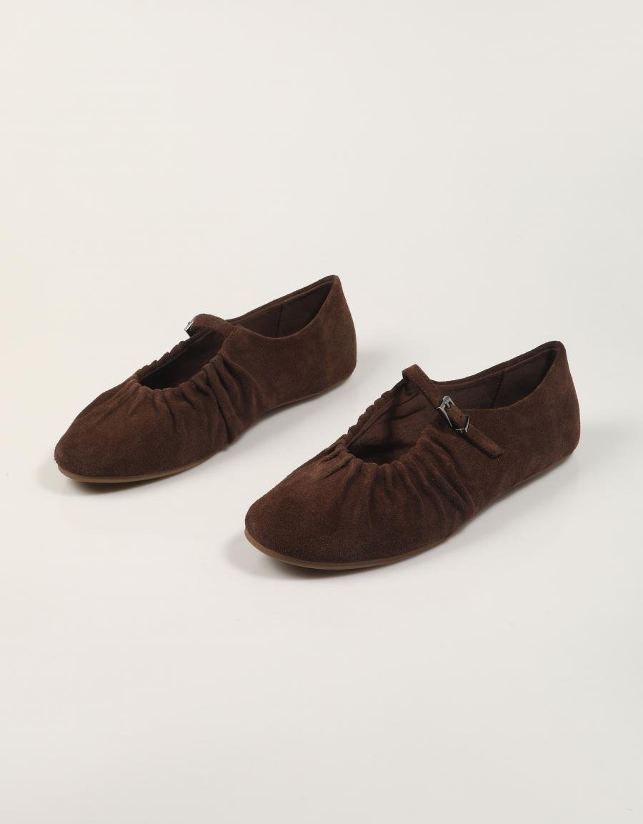 ZAPATOS TOP 3 SA780 en color Marron