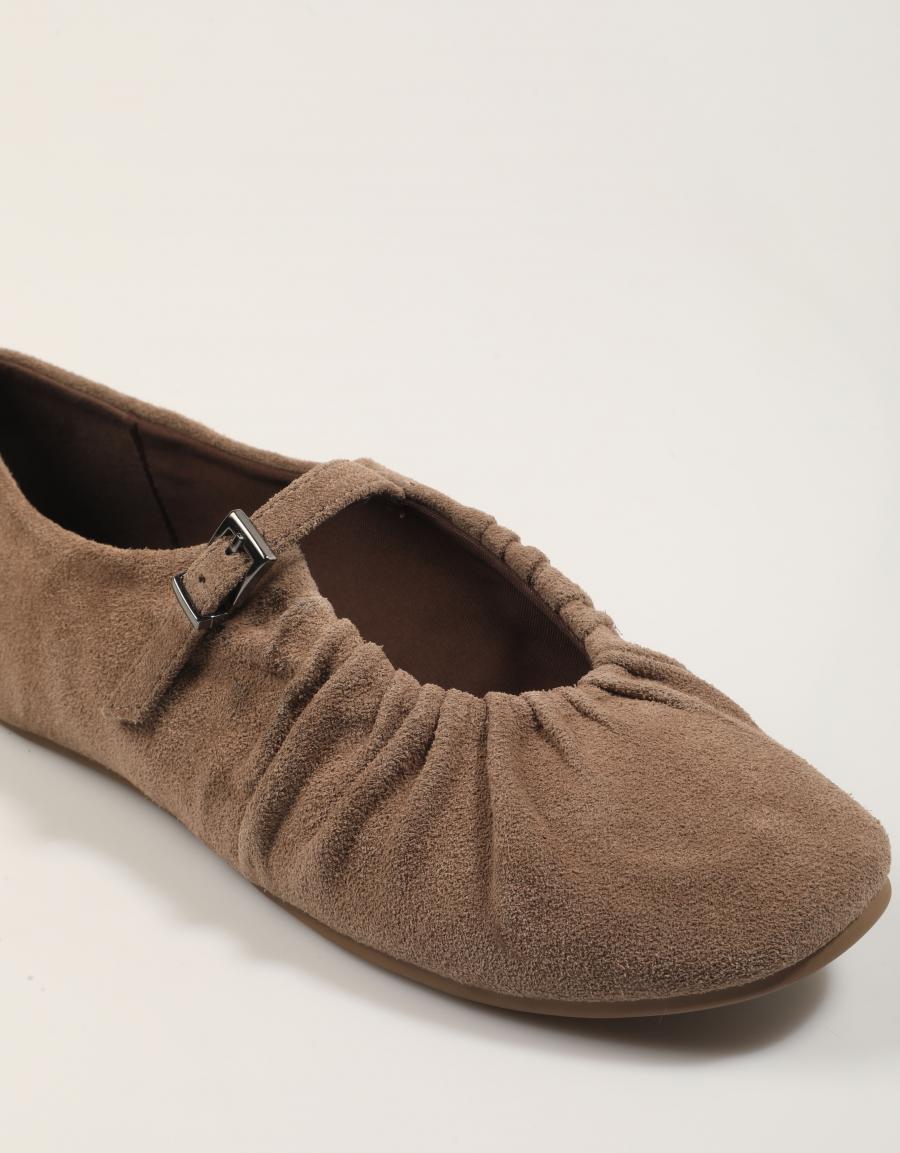 ZAPATOS TOP 3 SA780 en color Taupe