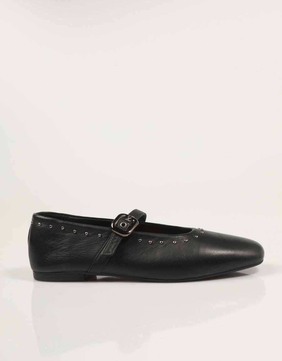 ZAPATOS TOP 3 716 en color Negro