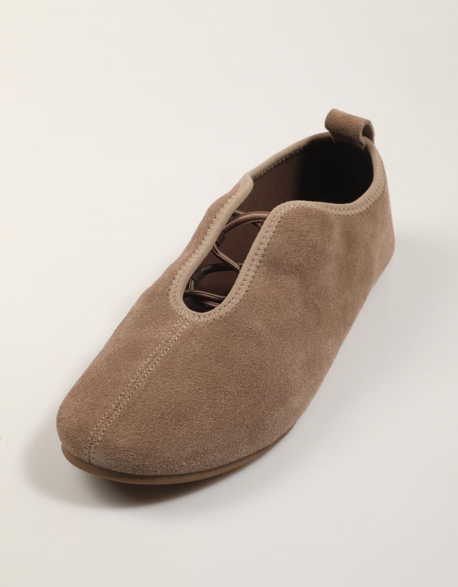 ZAPATOS TOP 3 SA778 en color Taupe