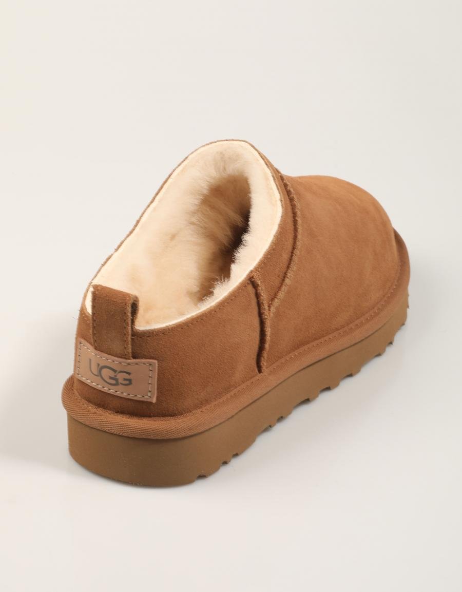 ZAPATOS UGG W CLASSIC MICRO en color Cuero