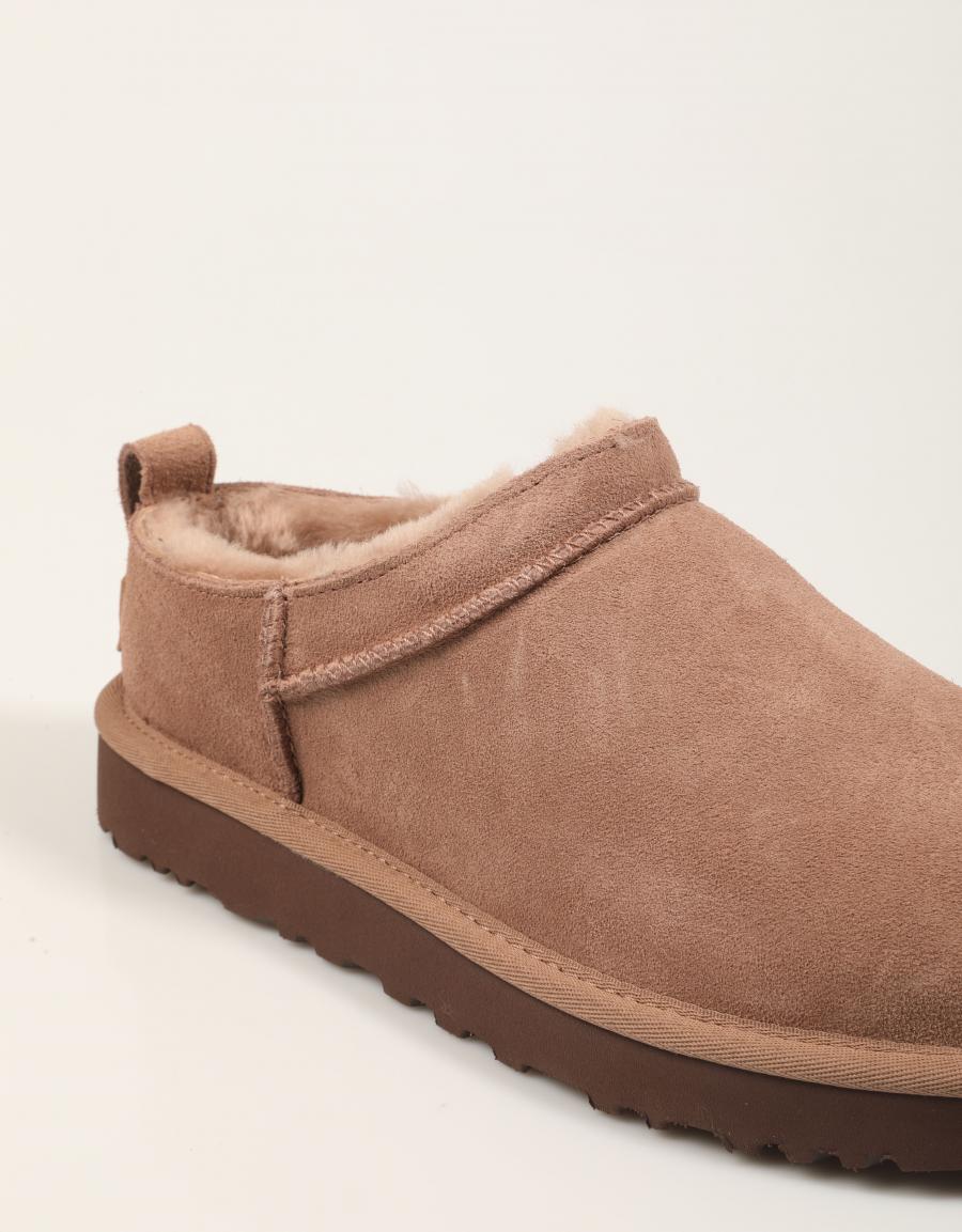 ZAPATOS UGG W CLASSIC MICRO en color Taupe