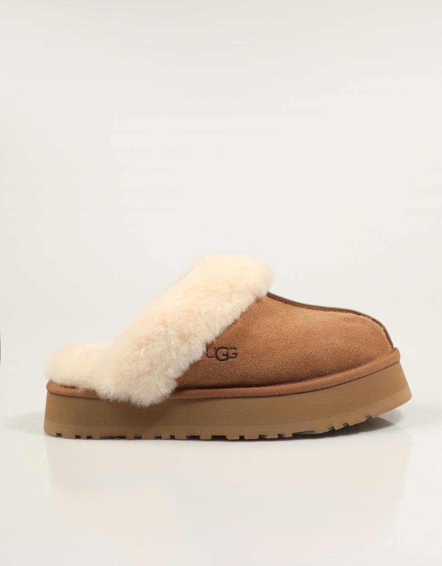 ZAPATILLAS CASA UGG W DISQUETTE II en color Cuero