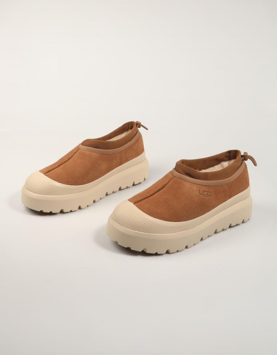 ZAPATILLAS UGG TASMAN WEATHER HYBRID 1144096 en color Cuero