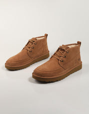 ZAPATILLAS UGG NEUMEL MOC 1121645 en color Cuero