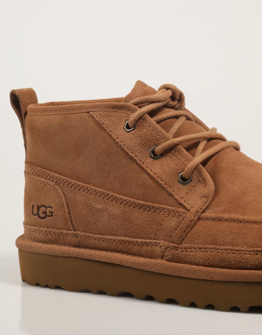 ZAPATILLAS UGG NEUMEL MOC 1121645 en color Cuero