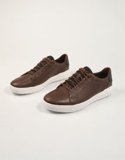 ZAPATOS SPORT TIMBERLAND SENECA BAY LOW LACE UP SNEAKER en color Marron