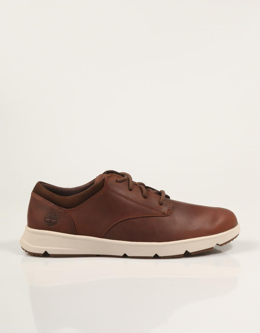 ZAPATOS SPORT TIMBERLAND PARKER STREET LOW LACE SNEAKER en color Marron