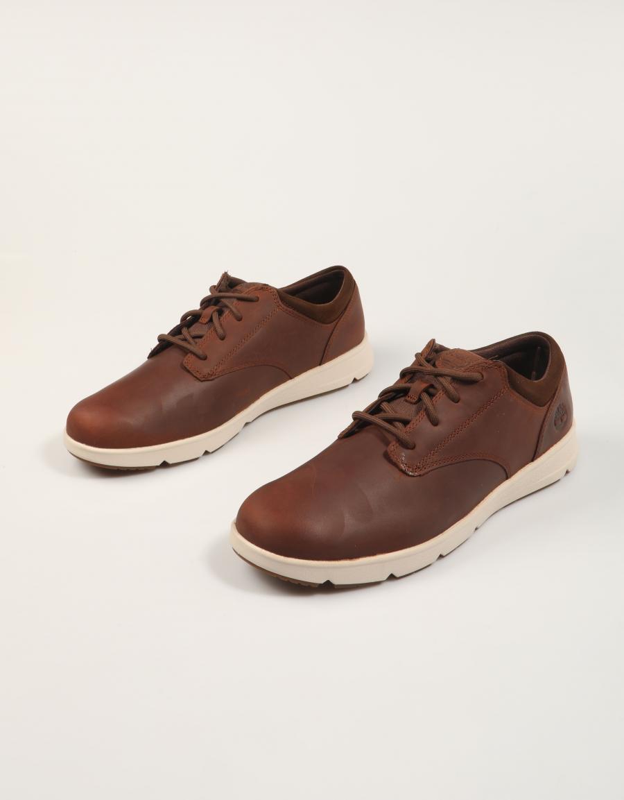 ZAPATOS SPORT TIMBERLAND PARKER STREET LOW LACE SNEAKER en color Marron