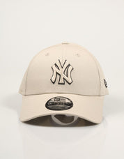 GORRA NEW ERA 9FORTY en color Beige