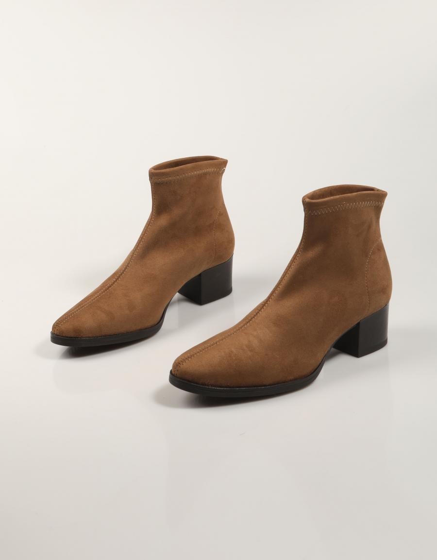 BOTINES MISS ELASTIC 78255 en color Cuero
