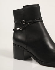 BOTINES MARCHA 313 3047 en color Negro