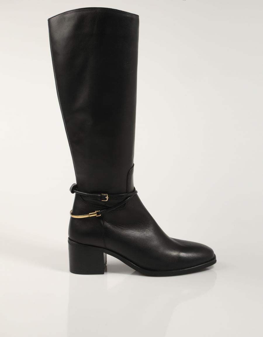 BOTAS MARCHA 313 5092 en color Negro