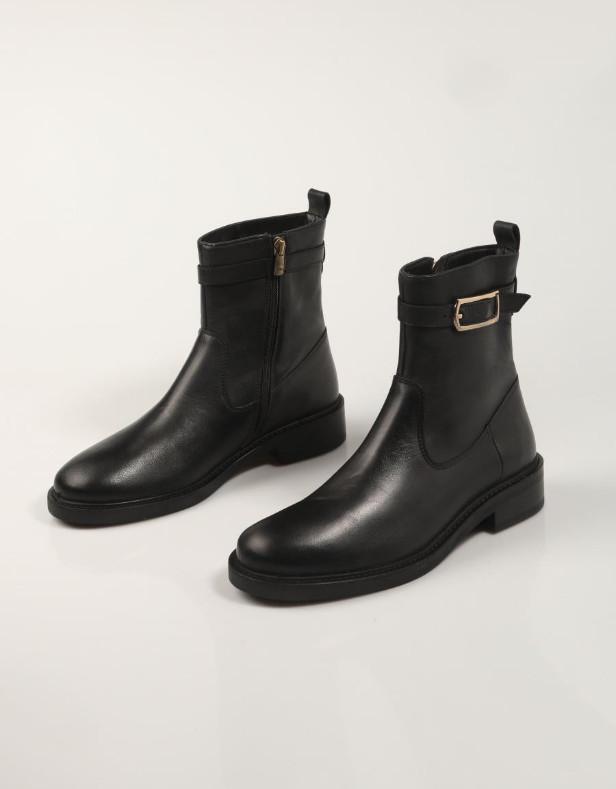 BOTINES MARCHA ERI 3120 en color Negro