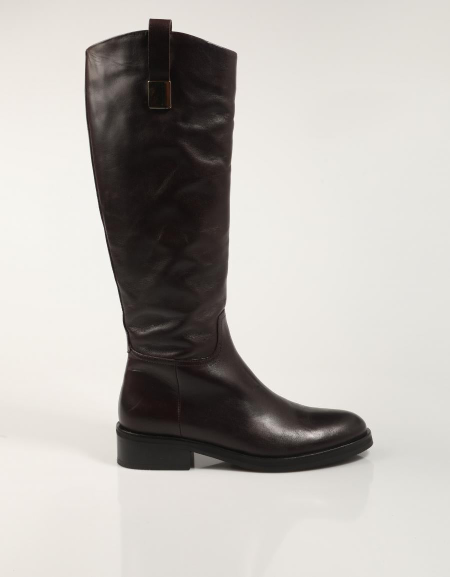 BOTAS MARCHA E216 2902 en color Marron