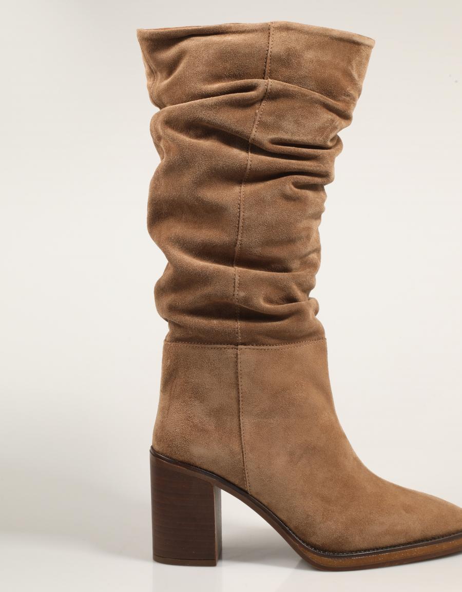 BOTAS ALPE 5219 en color Taupe